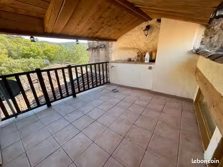 location appartement 76m² à correns