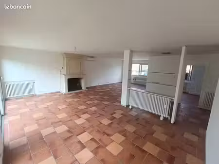 appartement 3 pièces - 120m²
