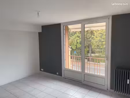 appartement 3 pièces 59m2.garage cave