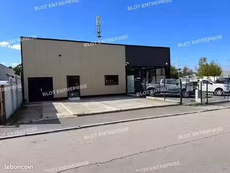 local commercial 56 m²