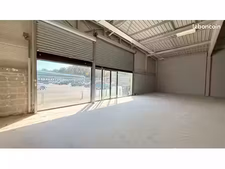 local commercial 476 m²