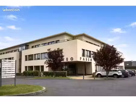 bureaux 95 m²