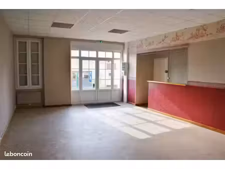 local commercial à louer