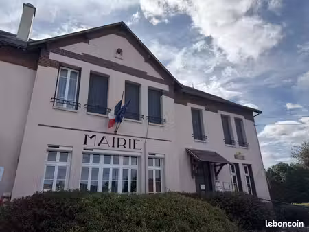 appartement 2 pièces 81 m²