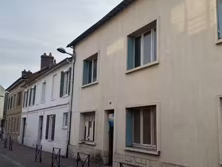 grande maison de ville à rénover