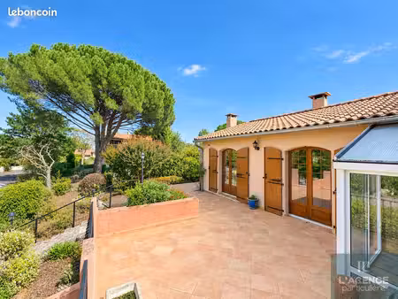 maison 8 pièces 182 m²