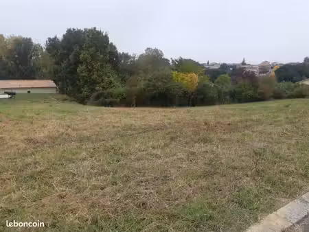 terrain 550 m² saint sauveur