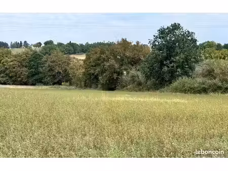 terrain à leguillac de l'auche