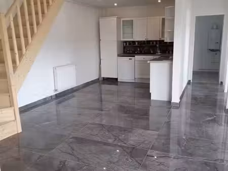 duplex de type t3 de 82 45 m2