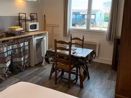 studio meublé