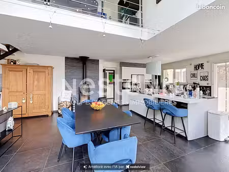 maison 7 pièces 163 m²