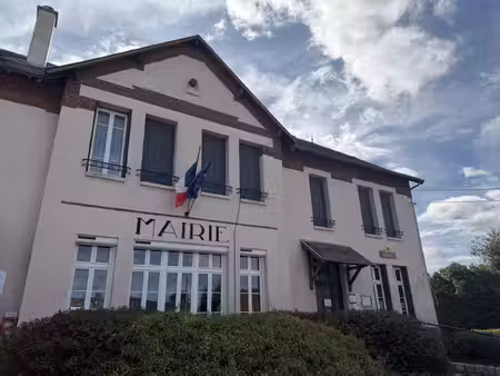 a louer - appartement de 2 pieces situe a clevilliers