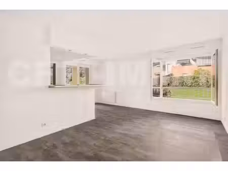 appartement 4 pièce(s) 84 m2