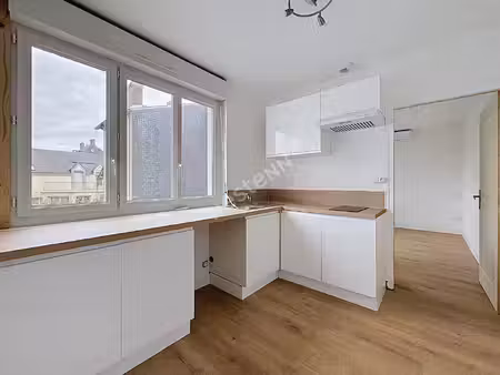 appartement - t1bis - centre-ville de segre - 20m²