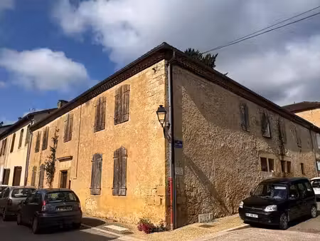 maison de village 10 pièces 300 m²