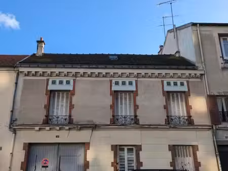 exclusivité – ensemble immobilier avec énorme potentiel à 500m du métro ligne 11