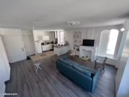 appartement t3 rénové-climatise 75m² centre ville eauze