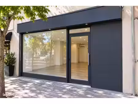 local commercial à louer