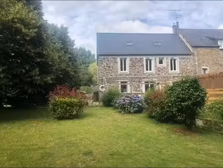 maison de caractère ( ancien moulin )