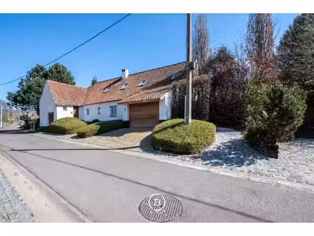 huis te huur in roosdaal met 4 slaapkamers