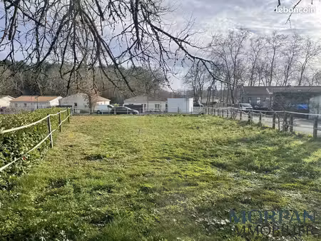 terrain 479 m² saucats