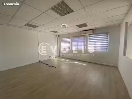 bureaux 155 m²
