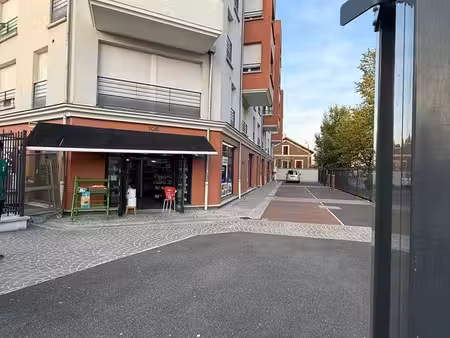 superbe local commercial / épicerie à louer – neuilly-sur-marne (93)