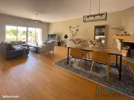 maison 6 pièces 176 m²