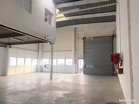 local bureaux 450 m²