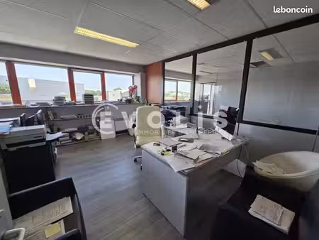 bureaux 85 m²