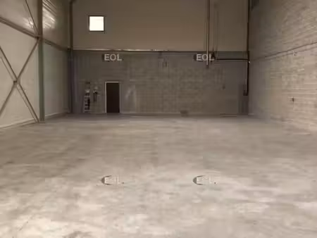 local bureaux 477 m²