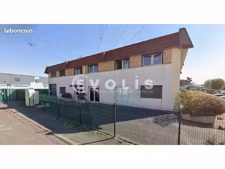 local d'activité 168 m²