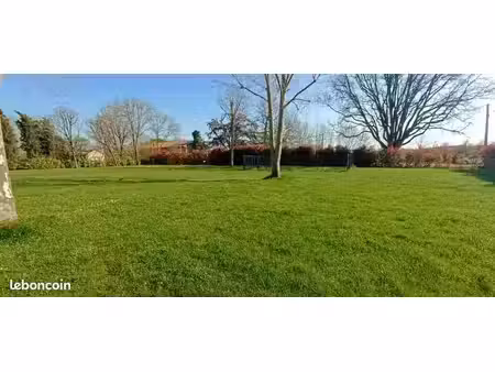 terrain 1 600 m² lasserre