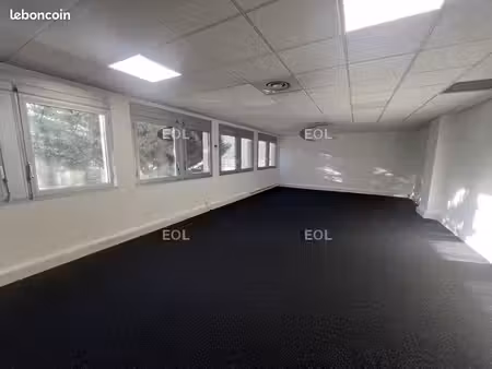 bureaux 513 m²