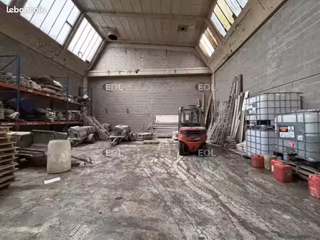 local industriel 145 m²