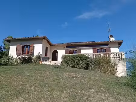maison 6 pièces 158 m²