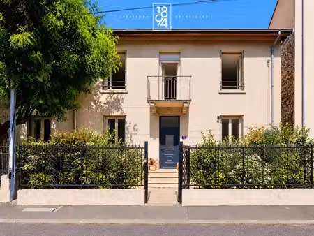 maison de luxe à vendre dans le quartier transvaal