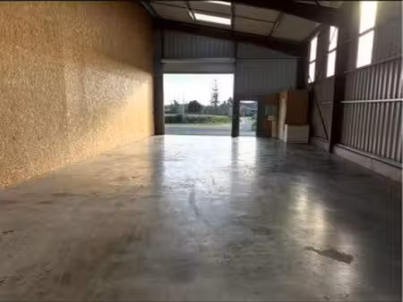 local commercial