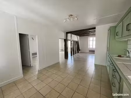 bel appartement renove centre ville