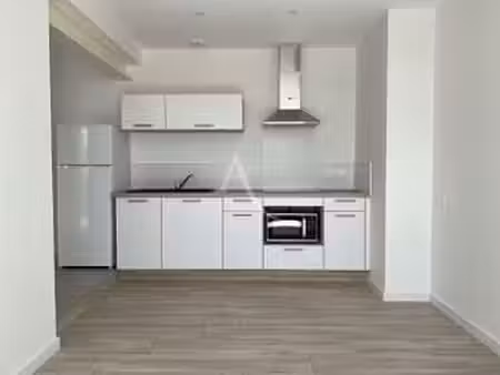location appartement 2 pièces à la barre-de-monts (85550) : à louer 2 pièces / 35m² la bar