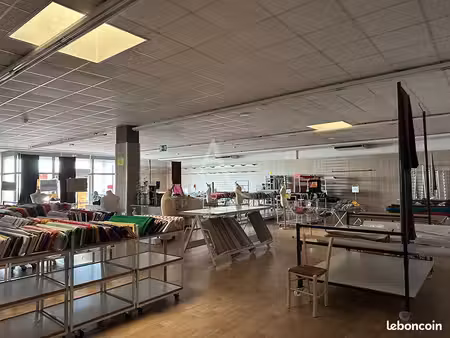 local commercial 318 m² rochefort