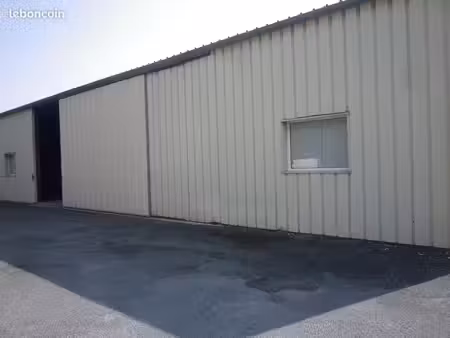 local commercial 205 m2