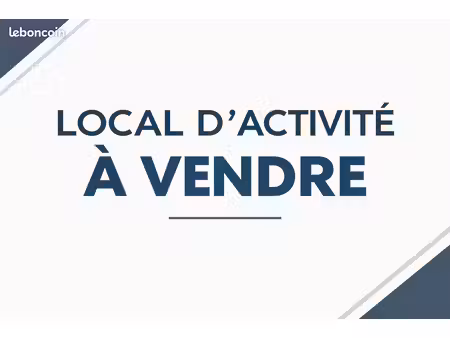 local 2350 m² saintes