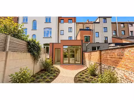 maison exceptionnelle à louer à leuven pour € 3.200 avec 6 chambres à coucher