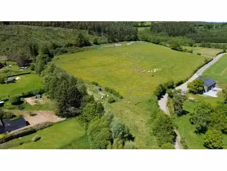 terrain constructible de plus d'un hectare à vendre à rende…