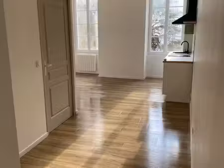 appartement 2 pièces - 37 m2 - libre - 540 cc