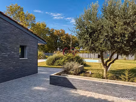 maison 6 pièces 181 m²
