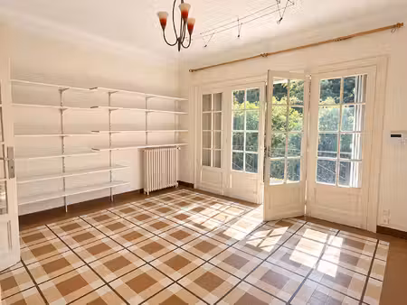 ref : dyptique5 : pavillon avec garage piscine et jardin