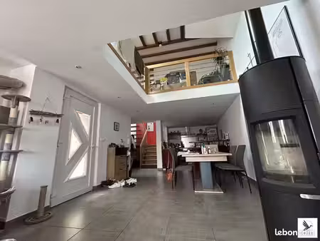appartement 3 pièces 105 m²