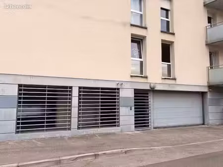 garage/box 16 m² besancon